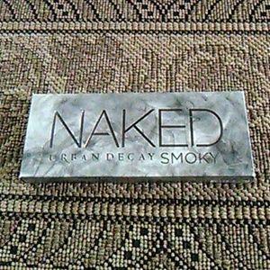 Urban Decay Naked Smoky Eye Palette